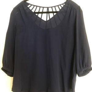 A. Byer navy flowy shirt back detail